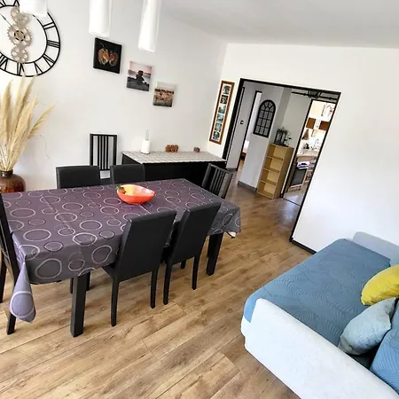 T3 Au Calme A 600 M Des Plages Avec Parking, Wi-fi Et Equipements Modernes - Fr-1-316-331 Apartamento *