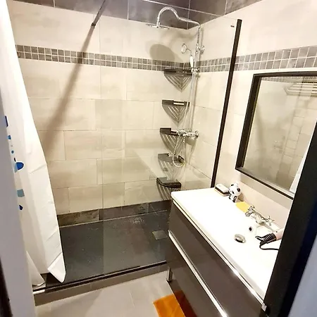 T3 Au Calme A 600 M Des Plages Avec Parking, Wi-fi Et Equipements Modernes - Fr-1-316-331